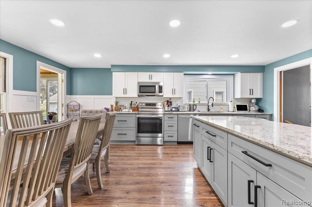 253 N Rose Street, Mount Clemens, MI 48043 — Photo 4