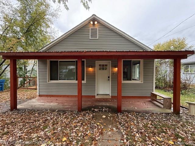 609 Elkinford Drive, White Lake, MI 48383 — front exterior