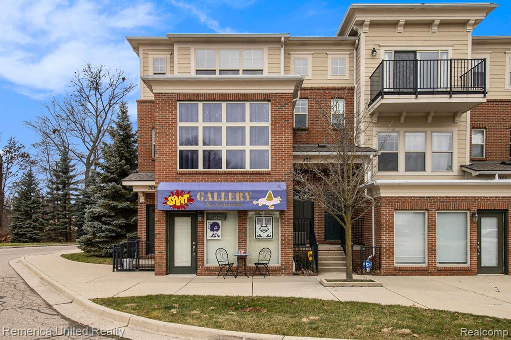 302 LEGATO Drive, Walled Lake, MI 48390 — Photo 24