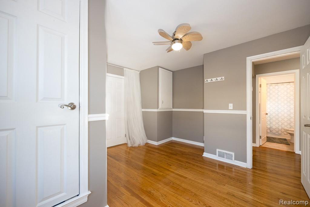 743 E Liberty Street, Milford, MI 48381 — Photo 15