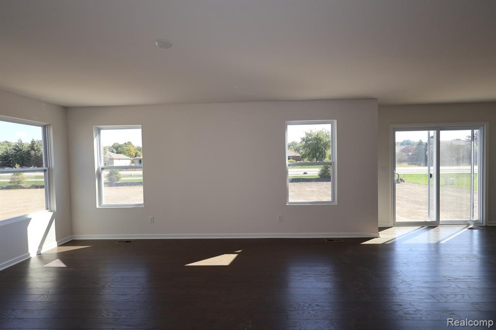 54790 Heron Circle, Chesterfield, MI 48047 — Photo 7