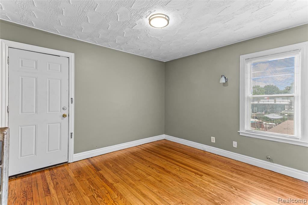 5050 Courville Street, Detroit, MI 48224 — Photo 30