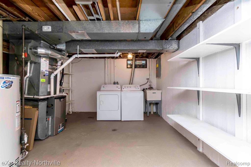 22853 CRANBROOKE Drive, Novi, MI — Photo 37