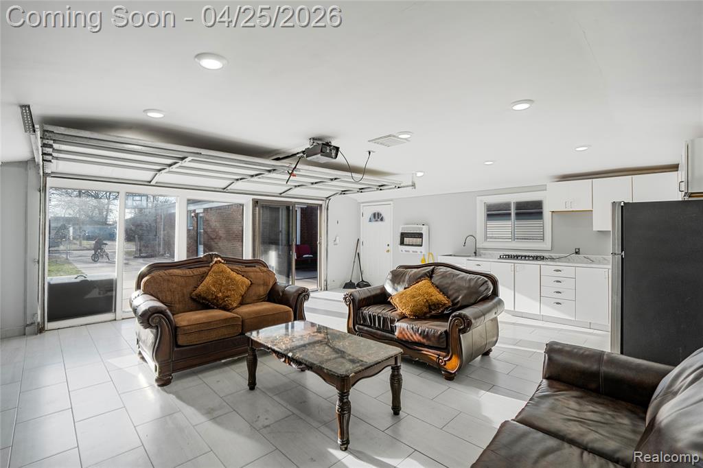6212 N Evangeline Street, Dearborn Heights, MI 48127 — Photo 30
