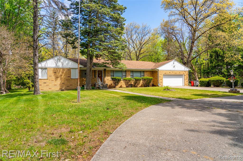 17397 Millar Road, Clinton Twp, MI 48036 — front exterior