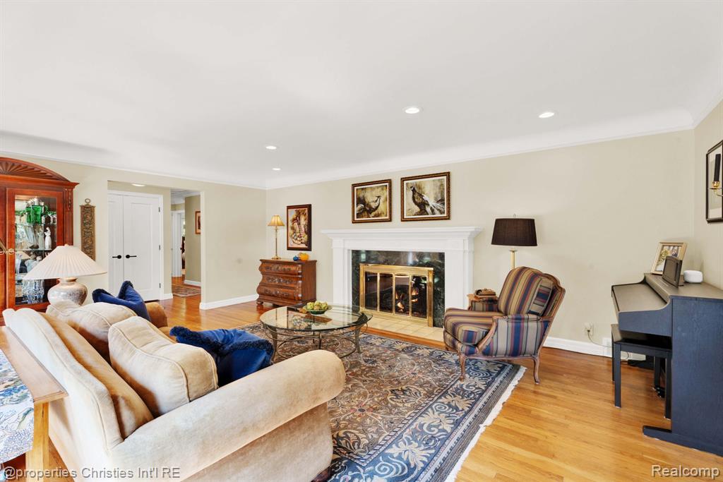19418 Warwick Street, Beverly Hills, MI 48025 — Photo 11