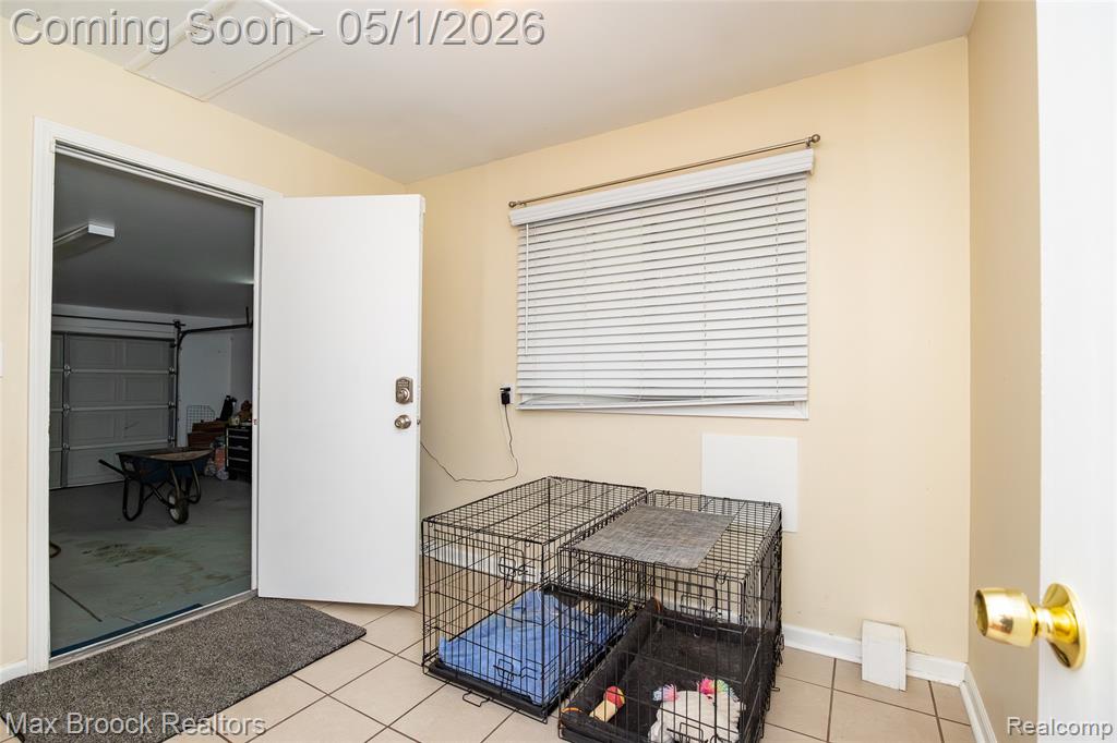 2275 Park Ridge Drive, Bloomfield Hills, MI 48304 — Photo 36