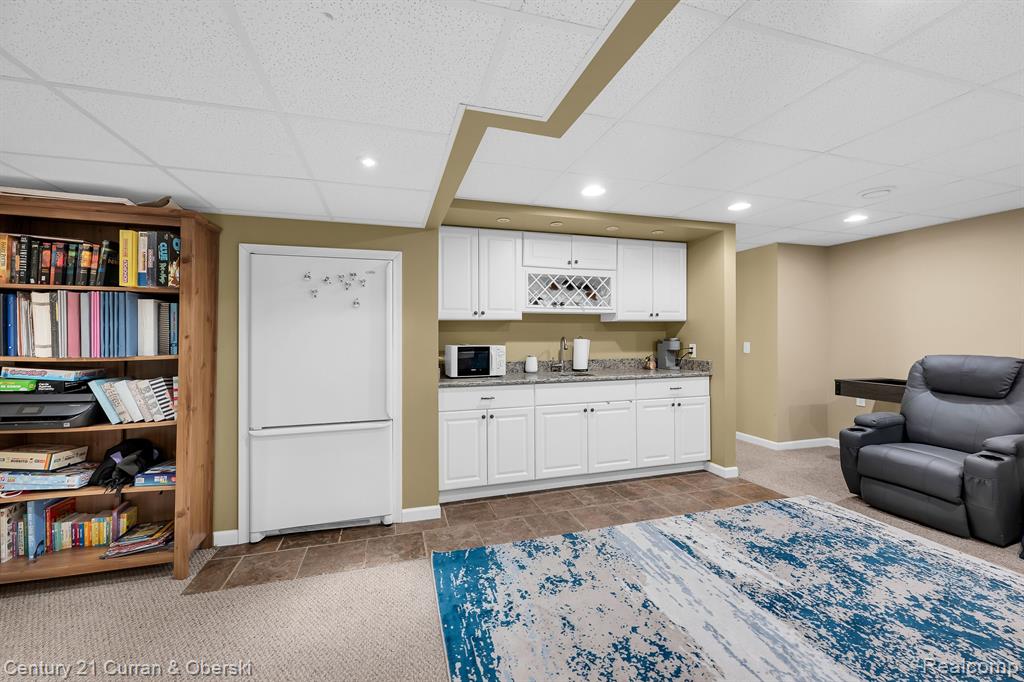 49294 SAINT NICHOLAS, Shelby, MI 48317 — Photo 19