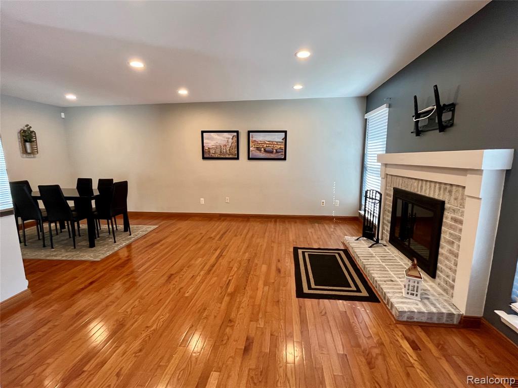 20864 E Glen Haven Circle, Northville, MI 48167 — Photo 11