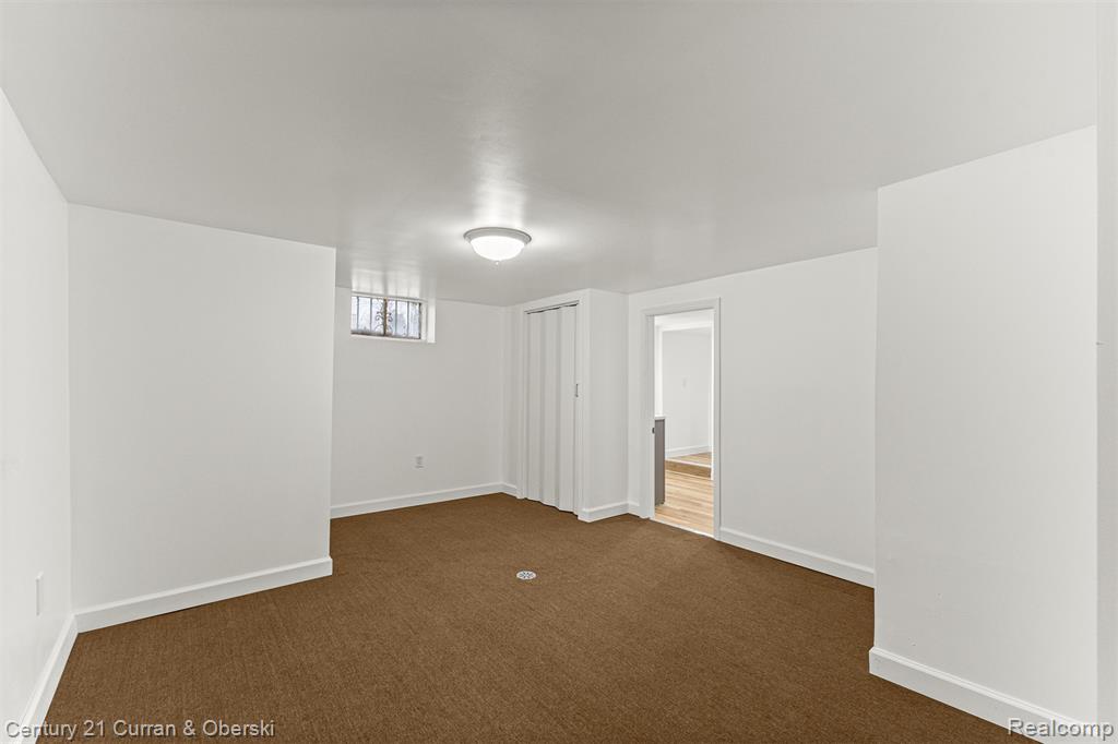 30631 Bayview Drive, Gibraltar, MI — Photo 32