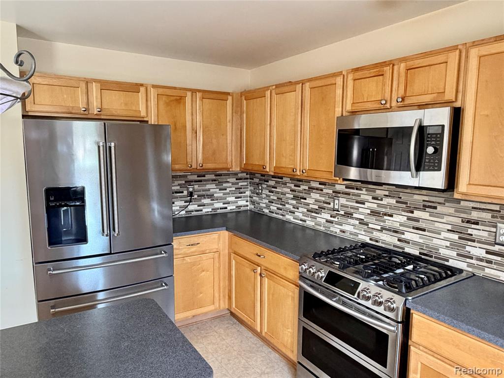 35472 Grant Street, New Baltimore, MI 48047 — Photo 6