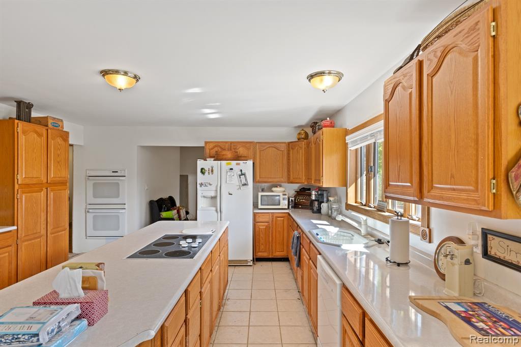 15281 US 12 Highway, Brooklyn, MI 49253 — Photo 9