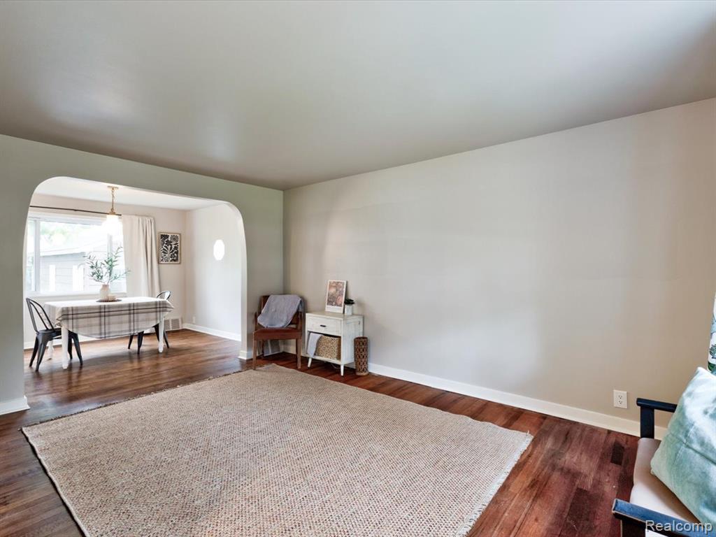 2846 Cooper Avenue, Port Huron, MI 48060 — Photo 4
