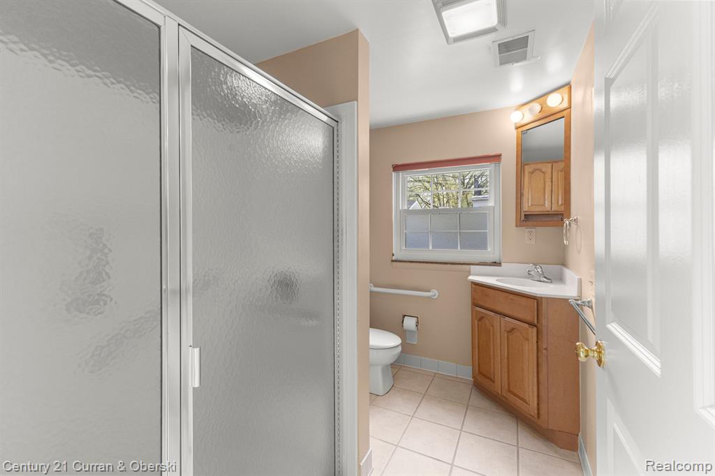 645 ELMWOOD Street, Dearborn, MI 48124 — Photo 19