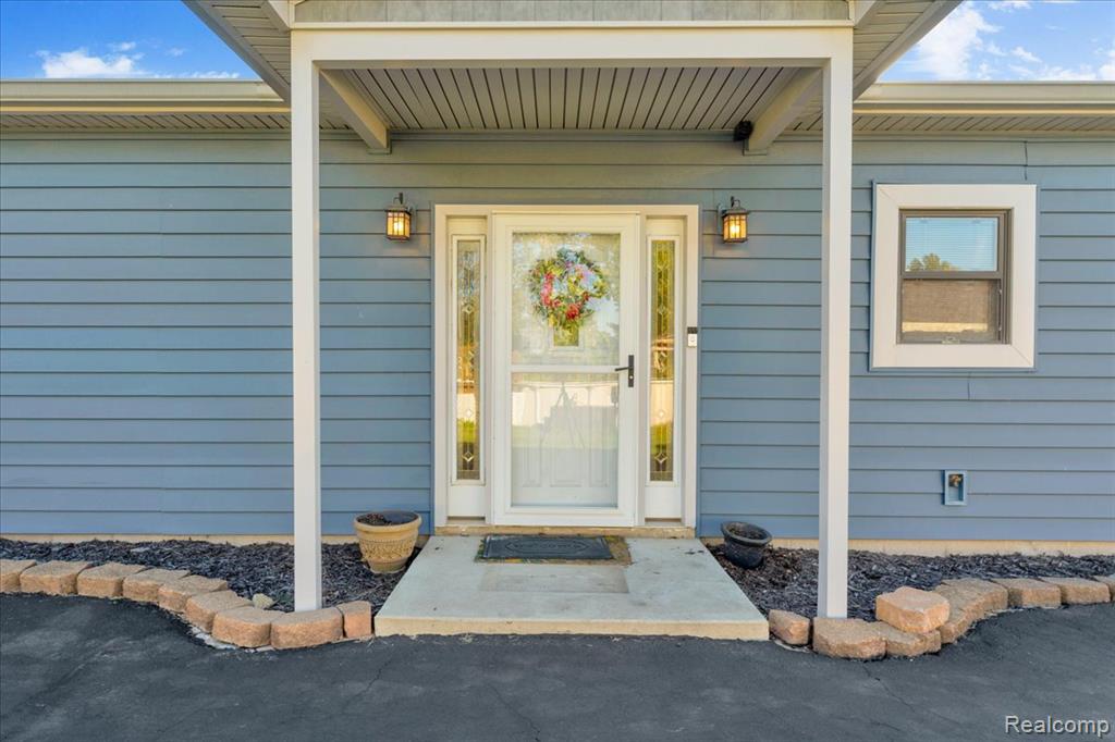 27520 West Road, New Boston, MI 48164 — Photo 30