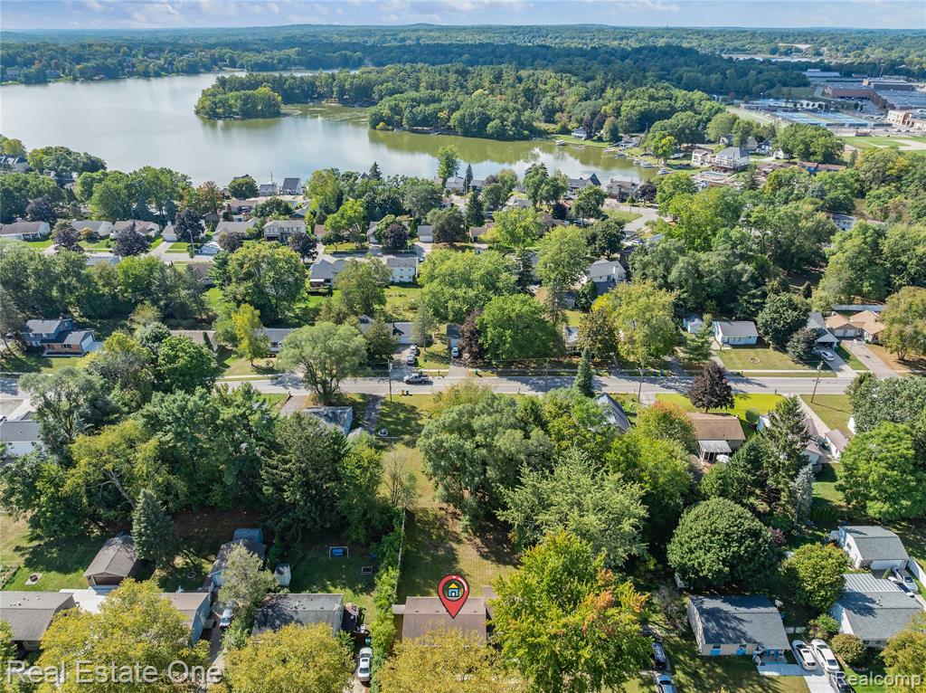 796 Devonshire Boulevard, Brighton, MI 48116 — Photo 16