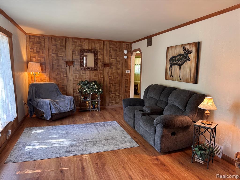 957 Miller Road N, Lake Orion, MI 48362 — Photo 15