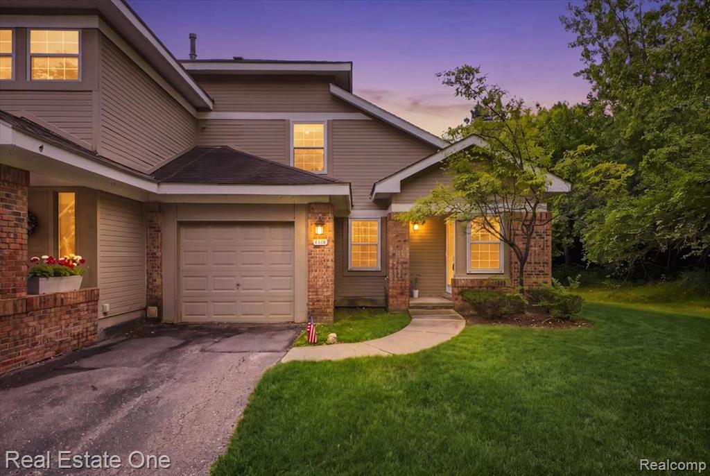 6622 Fieldstone Court, West Bloomfield, MI