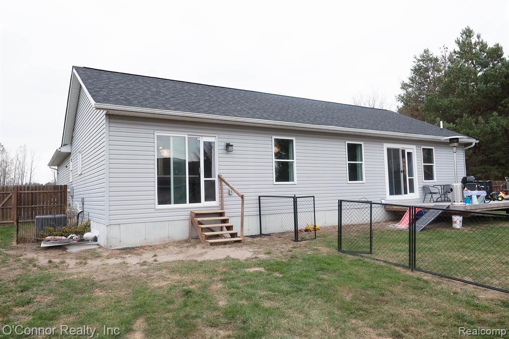 2007 Edward Lane E, MI — Photo 28