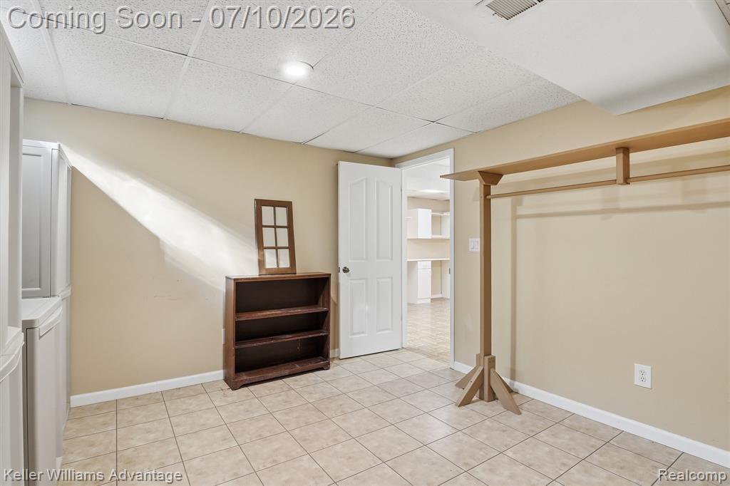 9722 Sunnywood Trail, South Lyon, MI 48178 — Photo 47