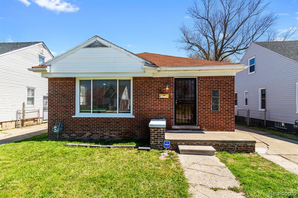 7668 HEYDEN Street, Detroit, MI 48228 — front exterior