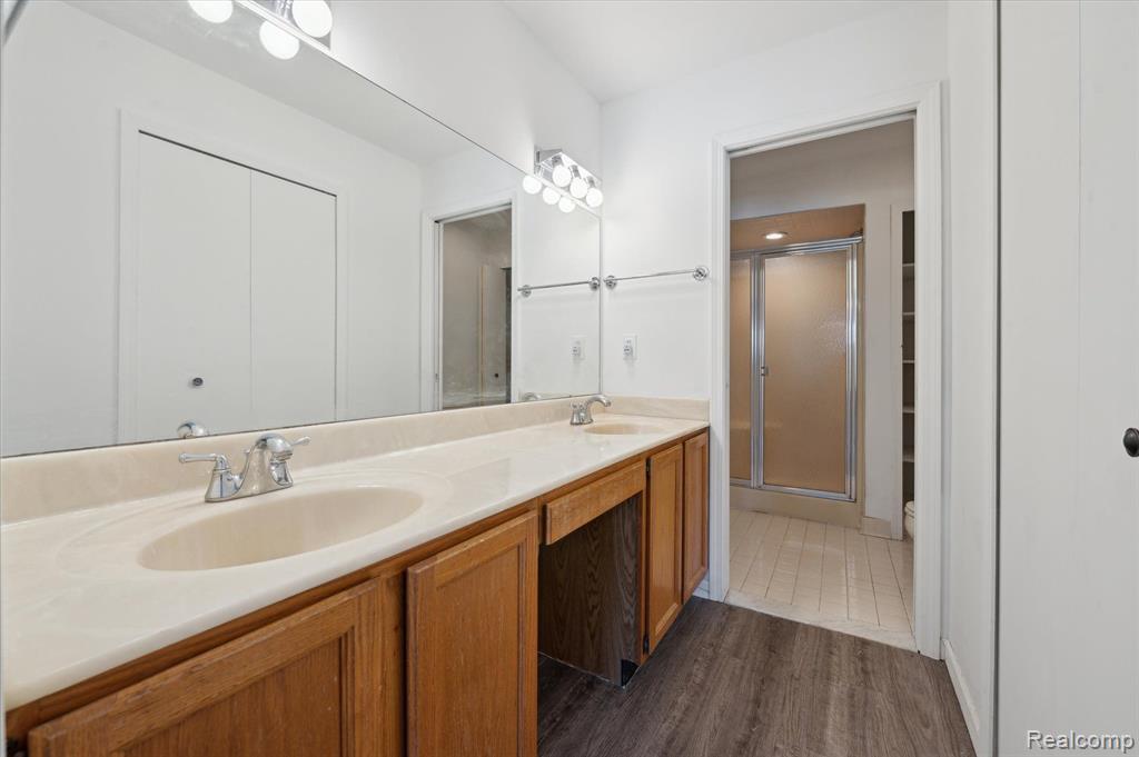 9836 Hawthorne Glen Drive, Grosse Ile, MI 48138 — Photo 15