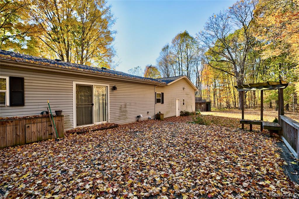 11154 Gale Road, Otisville, MI 48463 — Photo 48