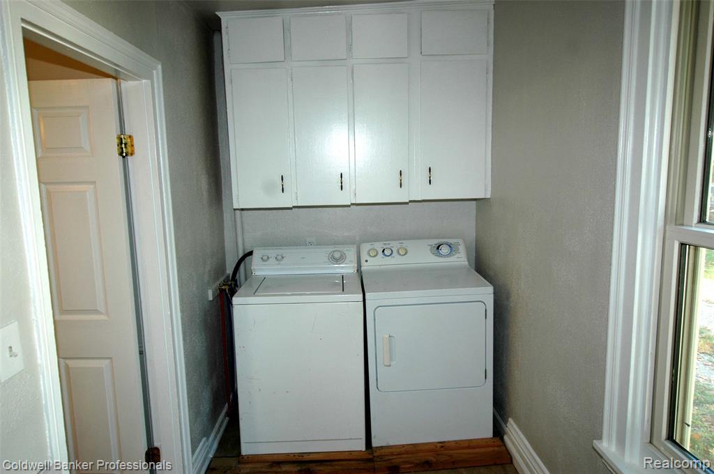 706 N Main Street, Lapeer, MI 48446 — Photo 2