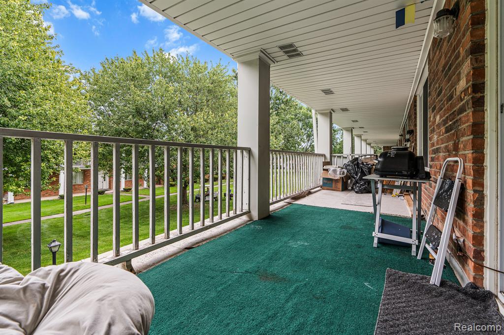 29594 HOOVER Road, Warren, MI 48093 — Photo 13