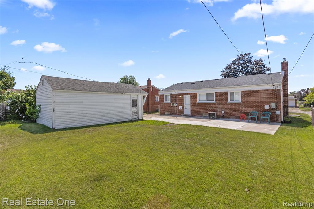 6118 Amboy Street, Dearborn Heights, MI 48127 — Photo 17