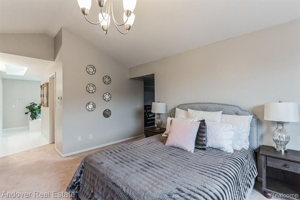 9581 AUTUMNWOOD Circle, Kalamazoo, MI 49009 — Photo 25