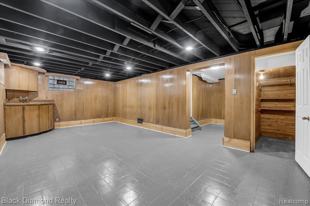 5500 Harvard Road, Detroit, MI 48224 — Photo 51