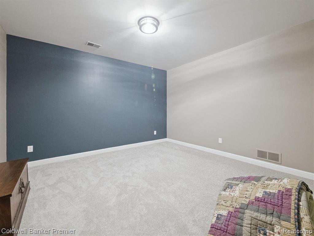 214 Presidio Drive, Ortonville, MI 48462 — Photo 38