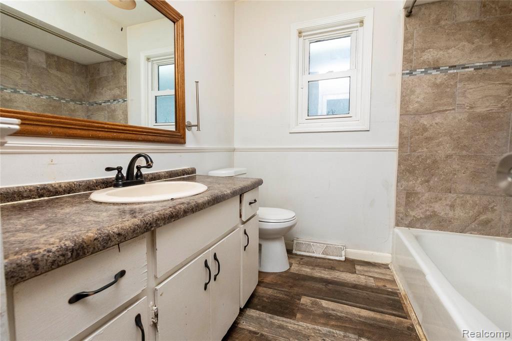 5258 Dixie Highway, Saginaw, MI 48601 — Photo 17