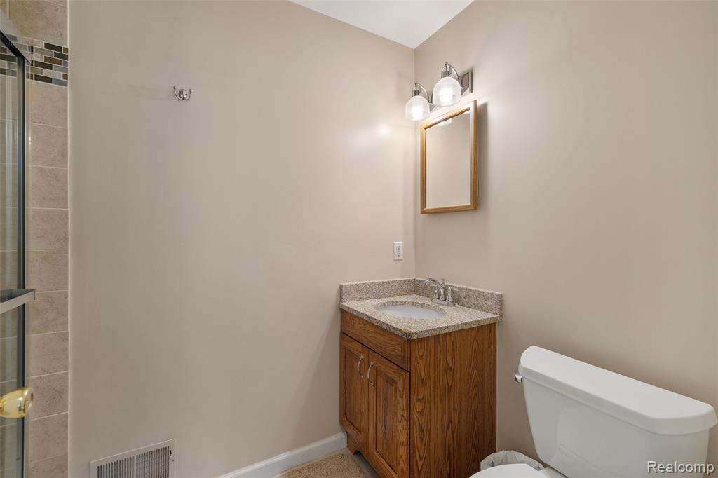 53171 Pineridge Drive, Chesterfield, MI — Photo 19