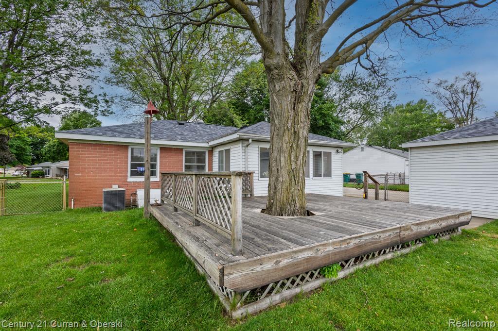 2548 Hearthside Drive, Ypsilanti, MI 48198 — Photo 28