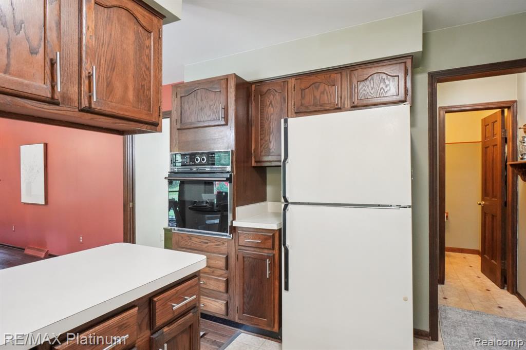 2581 Pepper Court, Hartland, MI 48353 — Photo 11