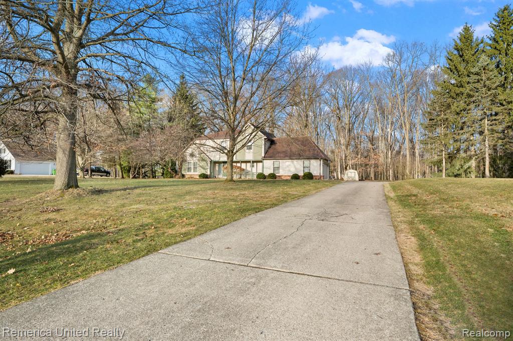 5112 KIERSTAN Drive, Brighton, MI 48114 — Photo 3