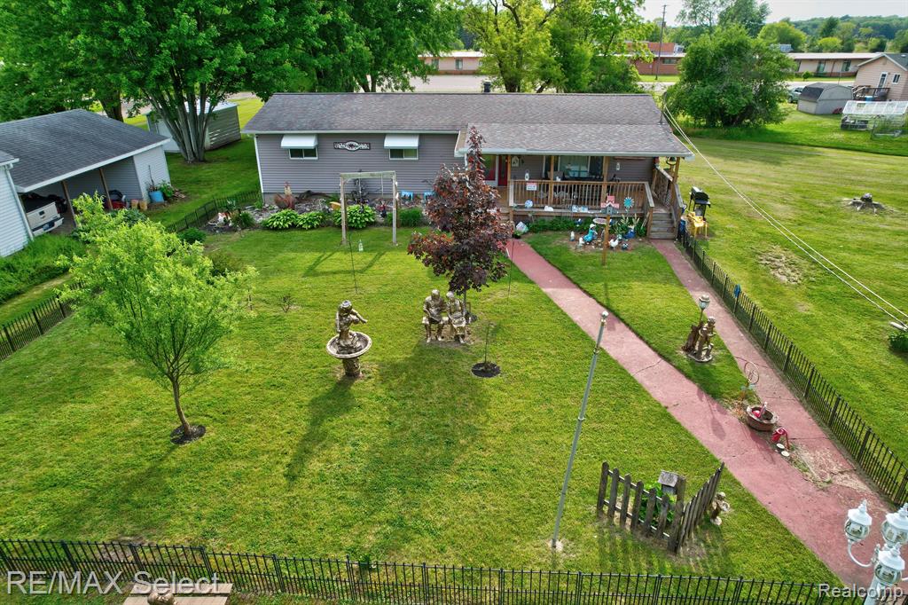 205 N Jefferson Street, Otisville, MI 48463 — front exterior