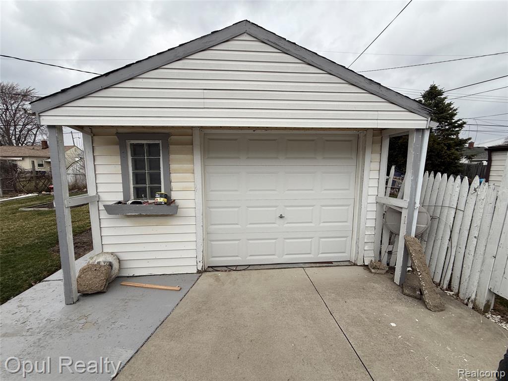 2084 New York Avenue, Lincoln Park, MI 48146 — Photo 6
