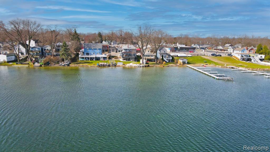 9568 MAIN Street, Whitmore Lake, MI 48189 — Photo 10