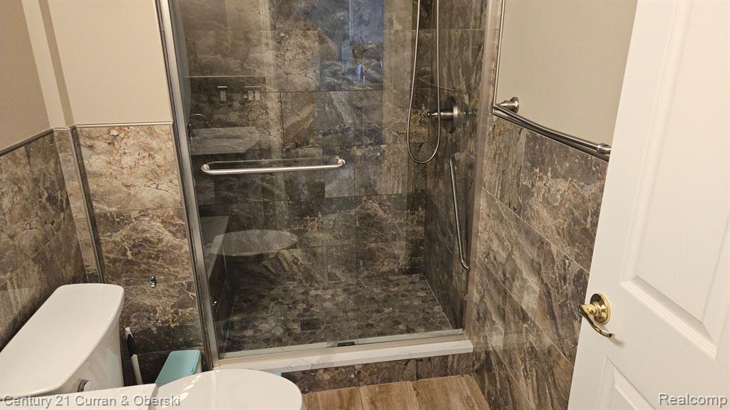 4318 Schaefer Road, Dearborn, MI 48126 — Photo 7