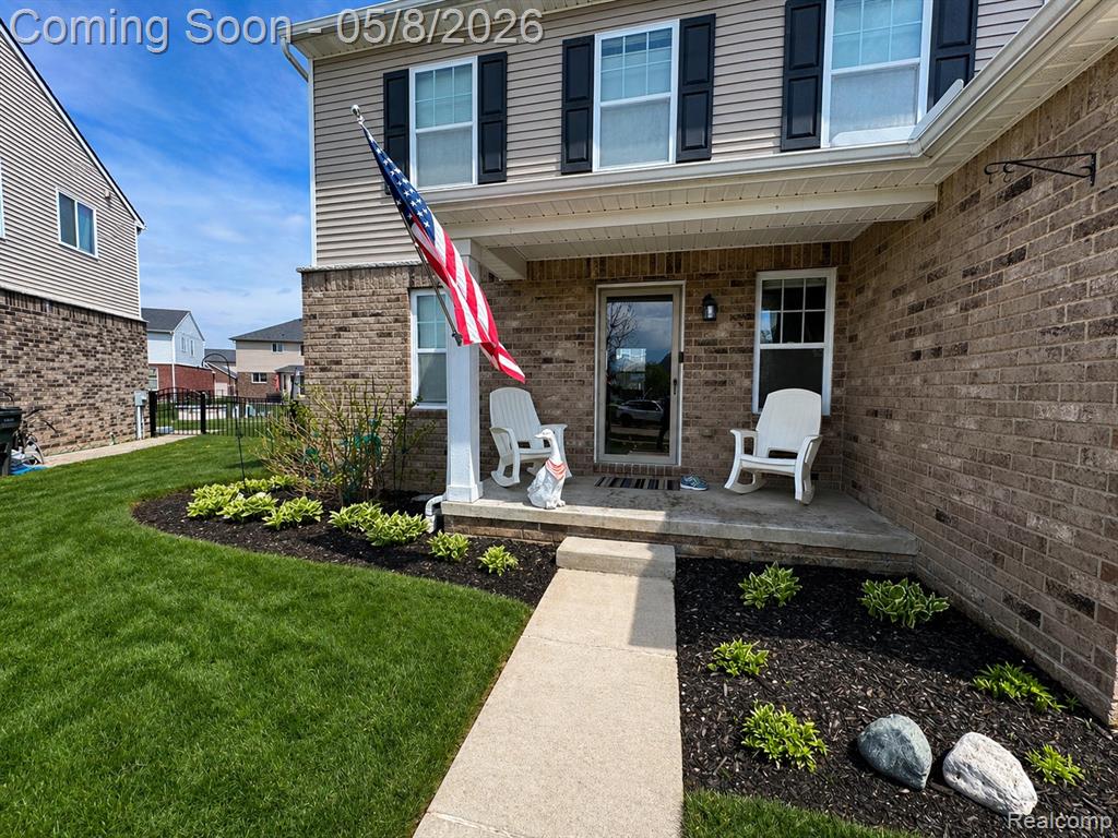 20489 Damask Circle, Clinton Twp, MI 48038 — Photo 3