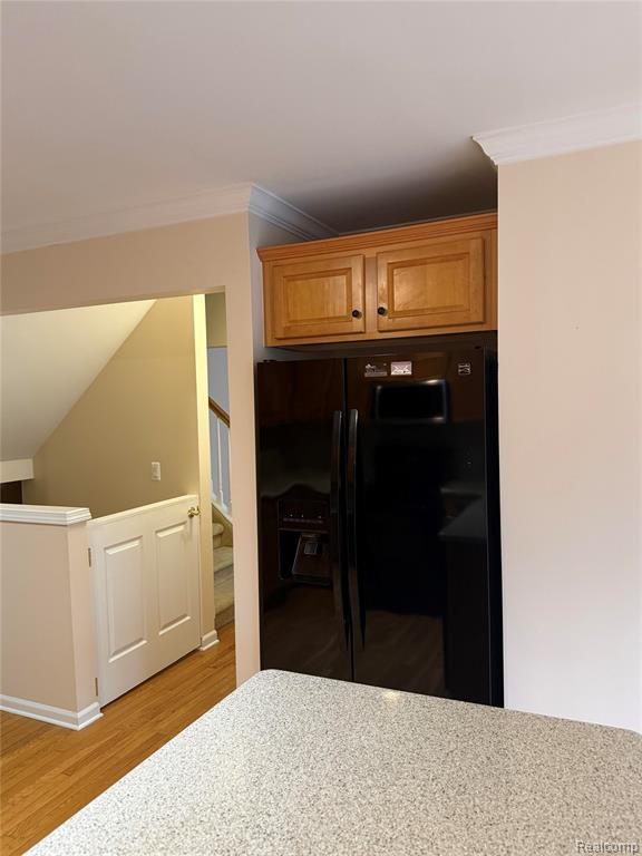 21629 Knights Lane, Trenton, MI 48183 — Photo 12