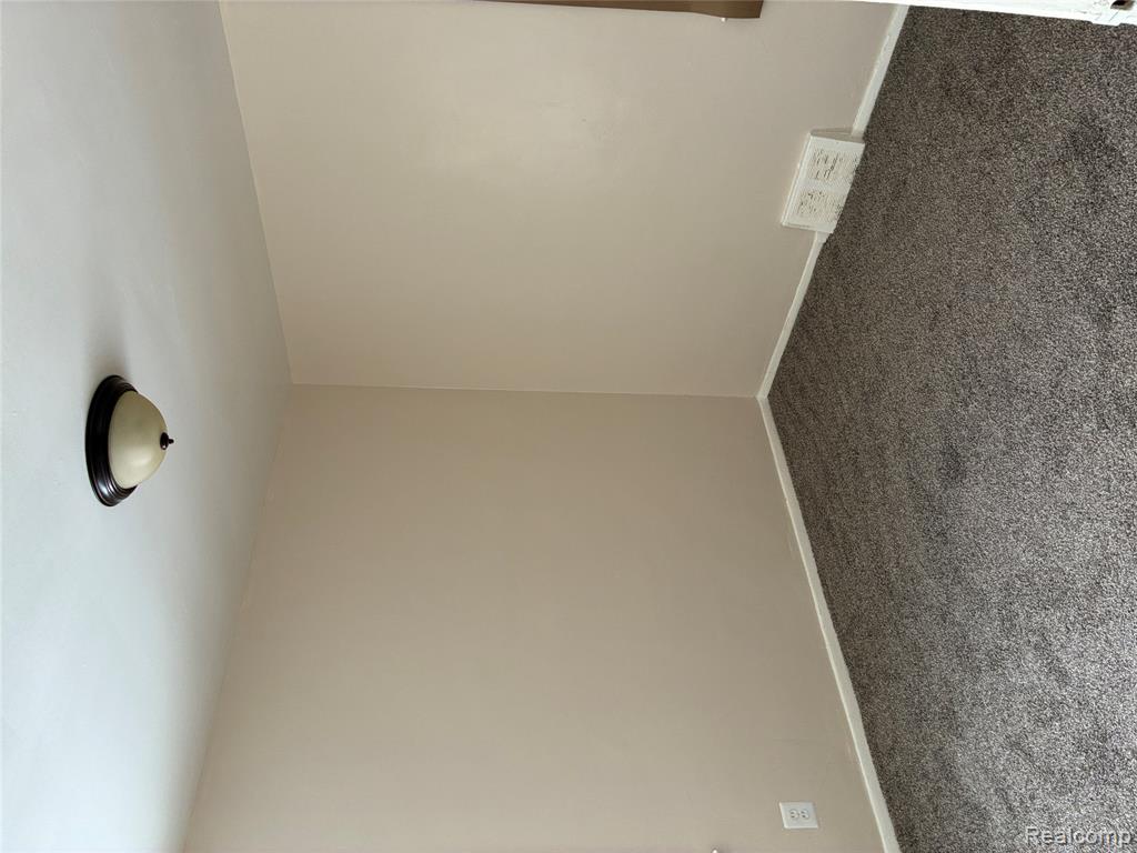 16107 Manning Street, Detroit, MI 48205 — Photo 5