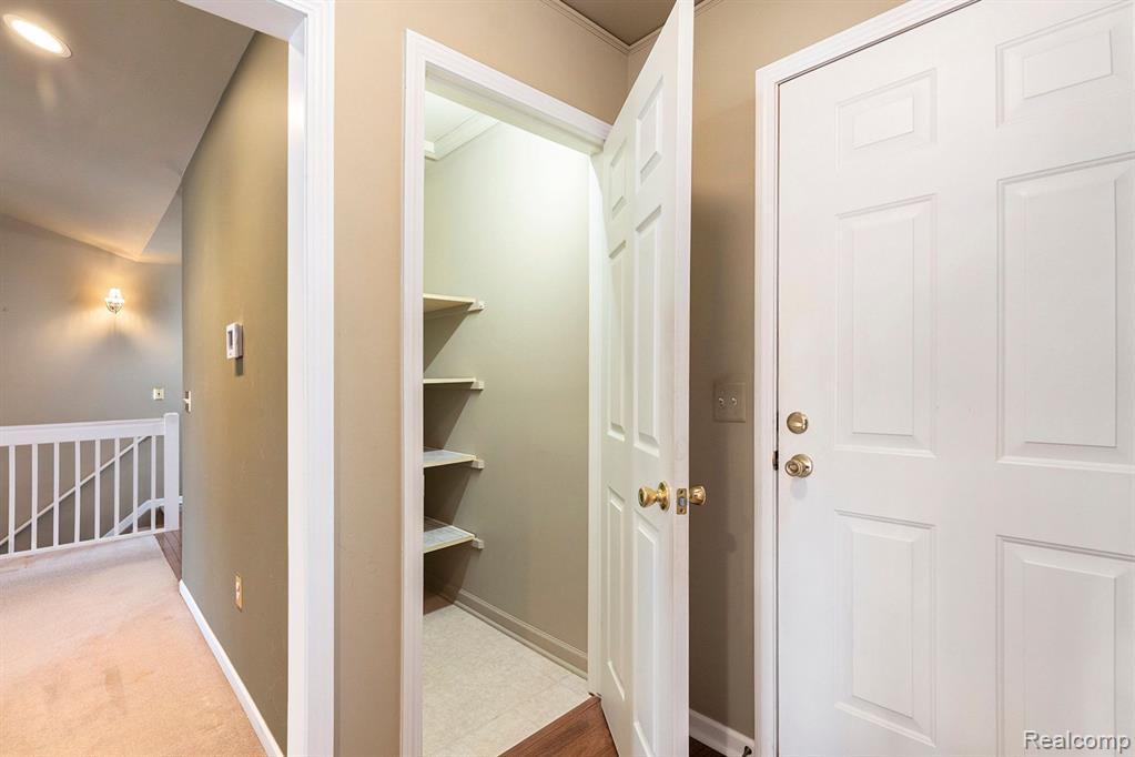 44427 Patricia Drive, Sterling Heights, MI 48314 — Photo 20