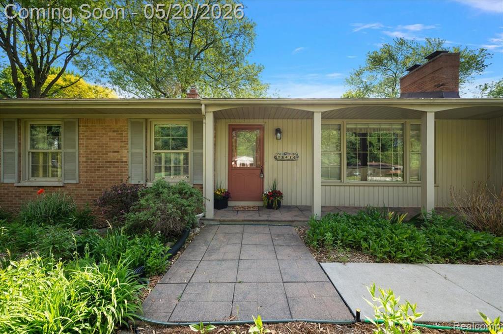 28416 Westerleigh Road, Farmington, MI 48334 — Photo 2
