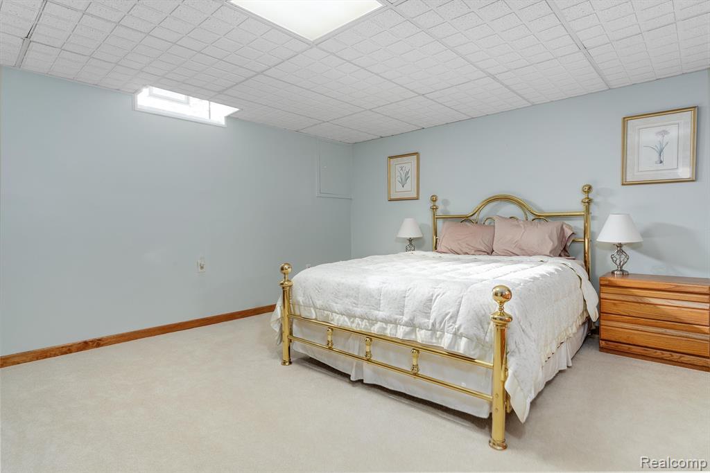 37779 SIENA Drive, Farmington Hills, MI 48331 — Photo 47