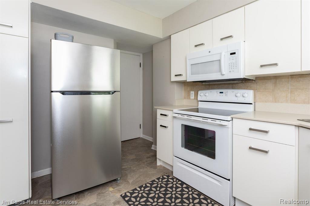 902 Neff Right Unit, Grosse Pointe, MI 48230 — Photo 7