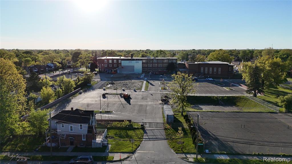 9150 Courville Street, Detroit, MI 48224 — Photo 45